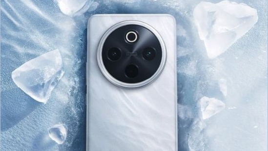 iQOO Z10